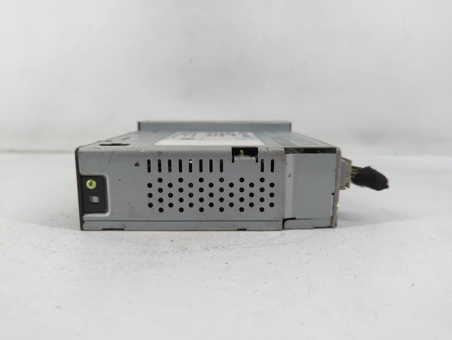 2018 Chevrolet Silverado 1500 Radio AM FM Cd Player Receiver Replacement P/N:42554558 Fits Fits 2019 OEM Used Auto Parts - O