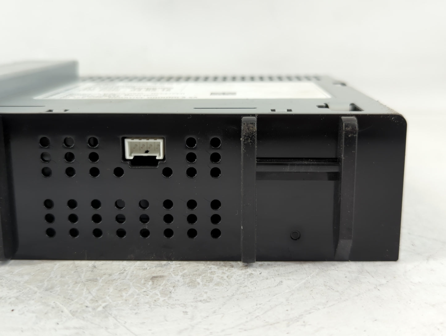 2018 Chevrolet Silverado 1500 Radio AM FM Cd Player Receiver Replacement P/N:42554557 Fits Fits 2019 2020 2021 OEM Used Auto
