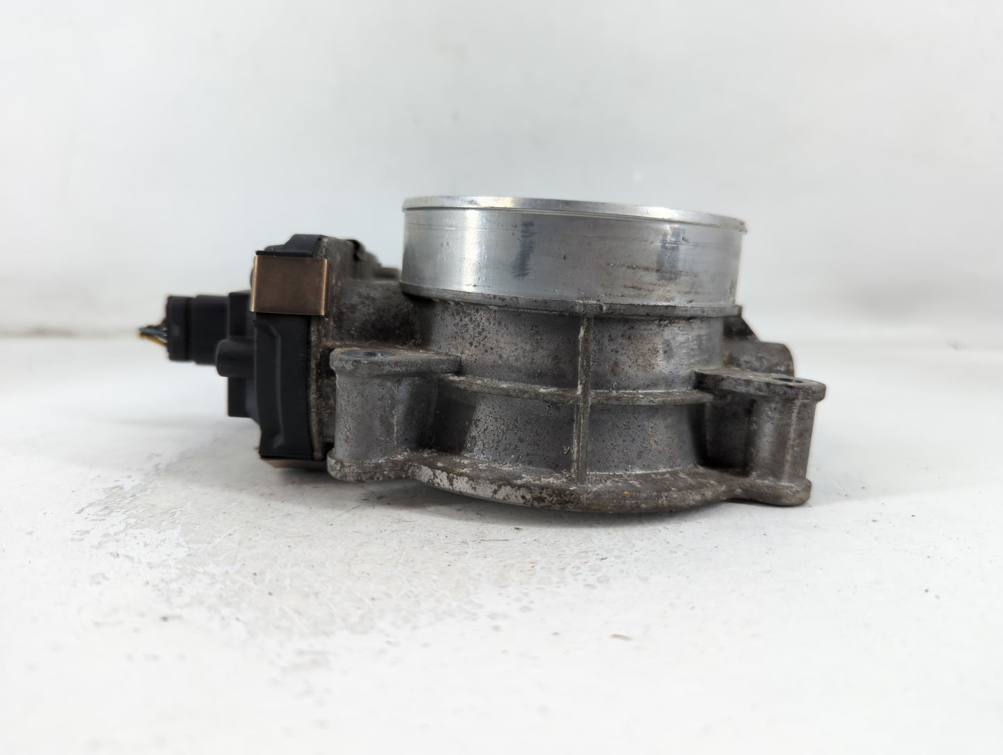 2014-2021 Chevrolet Silverado 1500 Throttle Body P/N:12678223 Fits Fits 2014 2015 2016 2017 2018 2019 2020 2021 2022 OEM Use