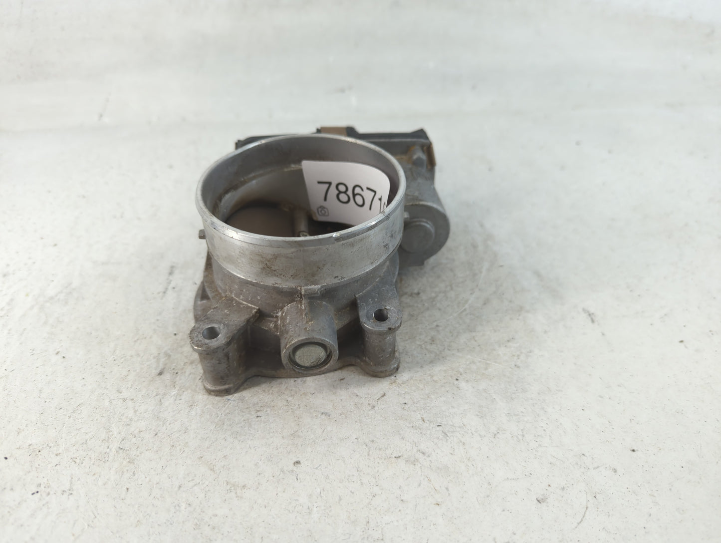 2014-2022 Chevrolet Silverado 1500 Throttle Body P/N:12678224 Fits Fits 2014 2015 2016 2017 2018 2019 2020 2021 2022 OEM Use