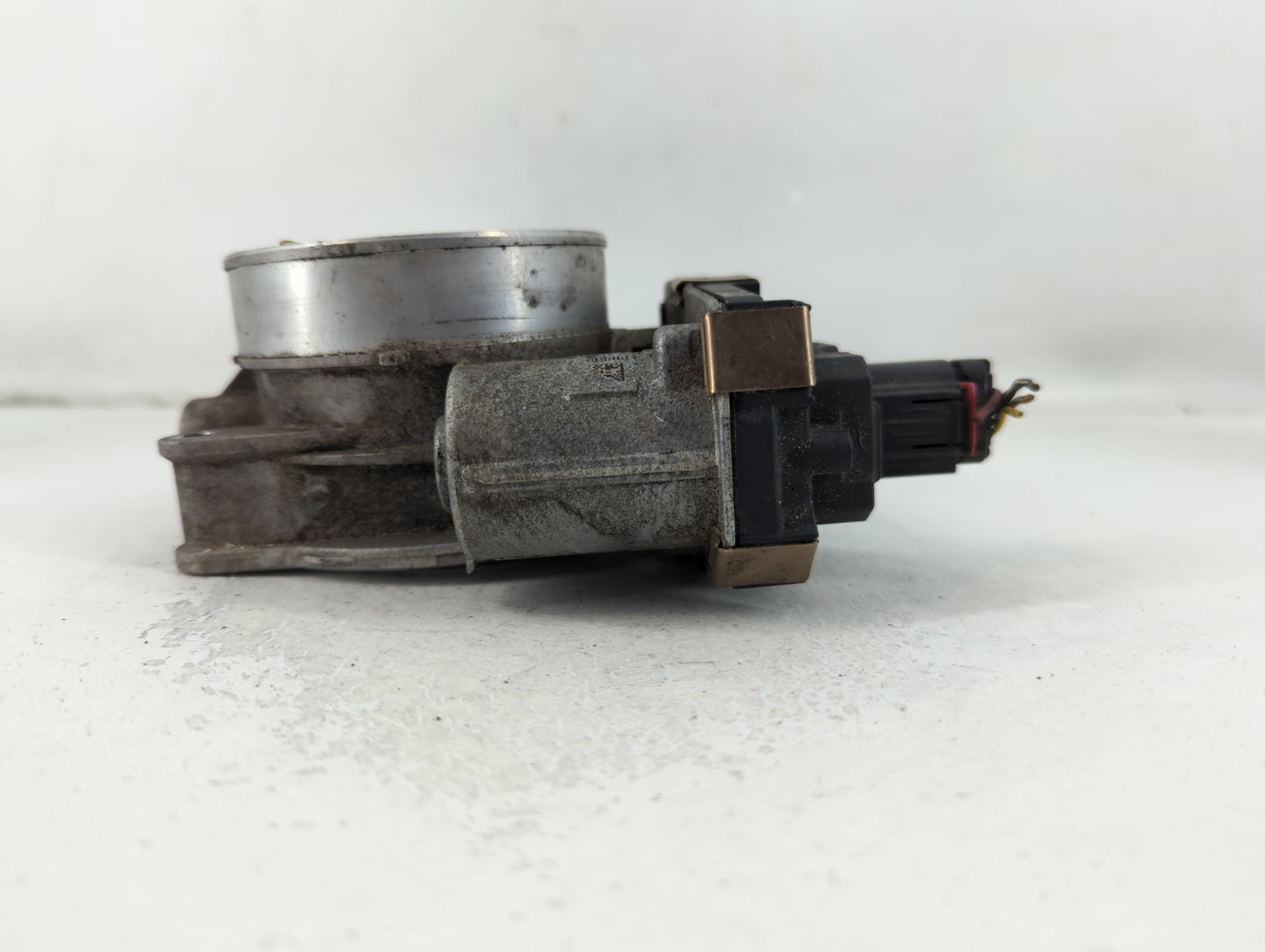 2014-2022 Chevrolet Silverado 1500 Throttle Body P/N:12678224 Fits Fits 2014 2015 2016 2017 2018 2019 2020 2021 2022 OEM Use