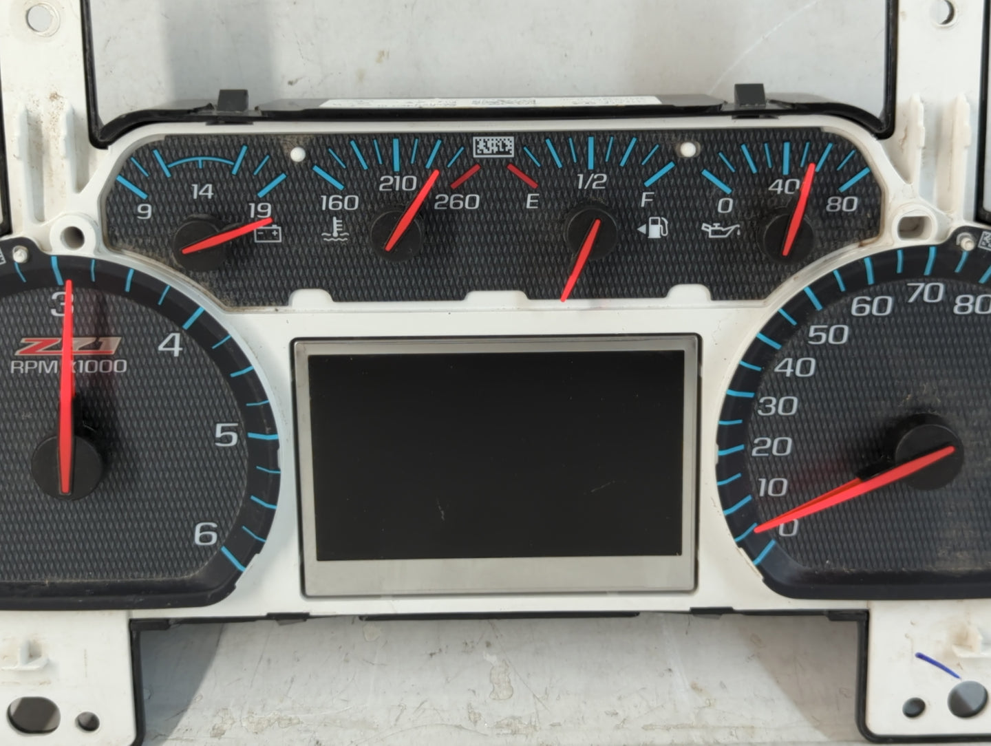 2018-2019 Chevrolet Silverado 1500 Instrument Cluster Speedometer Gauges P/N:84390804 Fits Fits 2018 2019 2020 OEM Used Auto