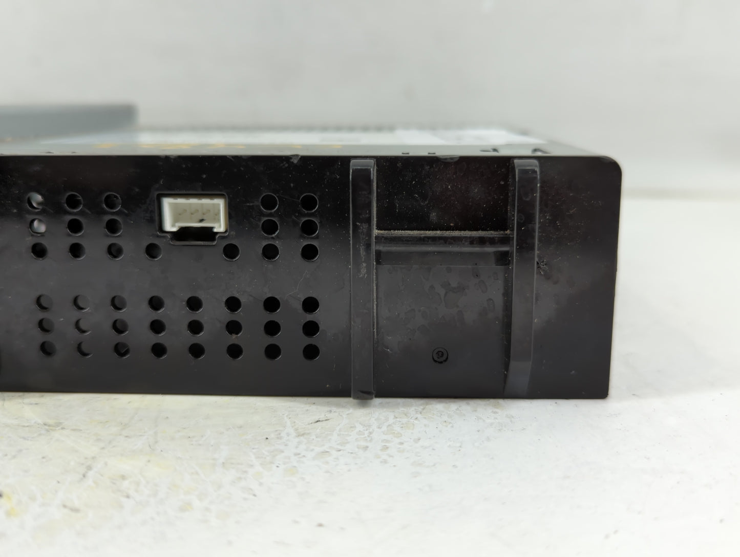 2018 Chevrolet Silverado 2500 Radio AM FM Cd Player Receiver Replacement P/N:42554623 Fits Fits 2019 OEM Used Auto Parts - O