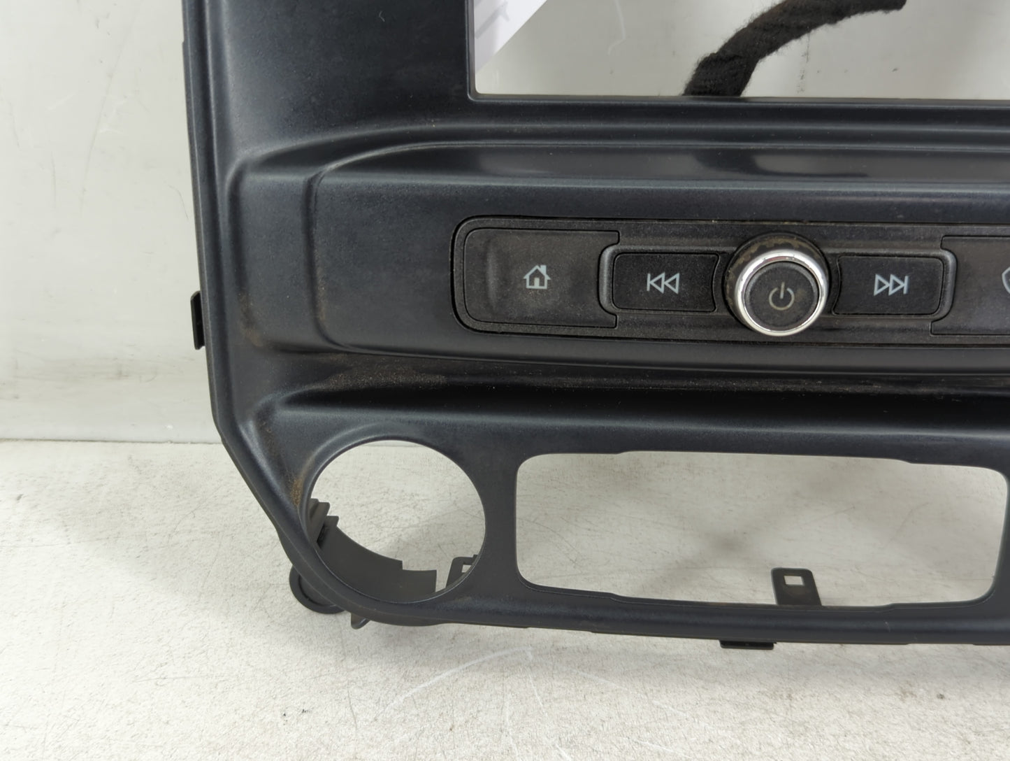 2016-2018 Chevrolet Silverado 2500 Radio AM FM Cd Player Receiver Replacement P/N:42516646 Fits Fits 2016 2017 2018 2019 OEM