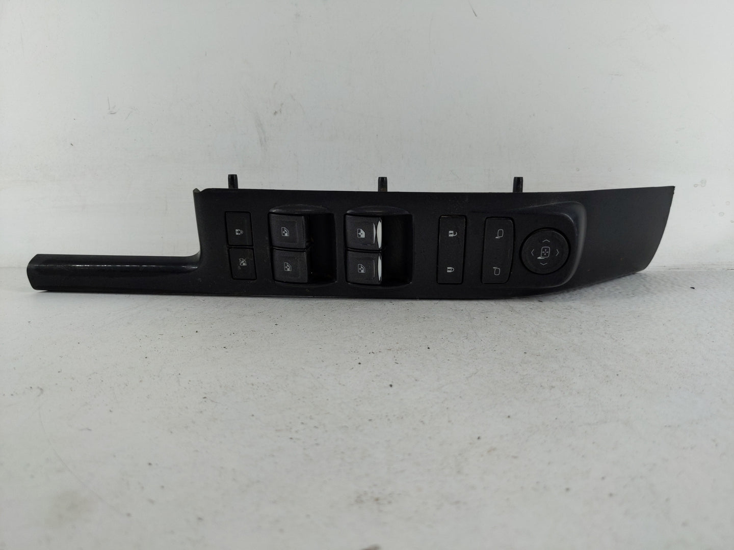 2015-2018 Chevrolet Silverado 2500 Master Power Window Switch Replacement Driver Side Left P/N:B067EA09 Fits OEM Used Auto P