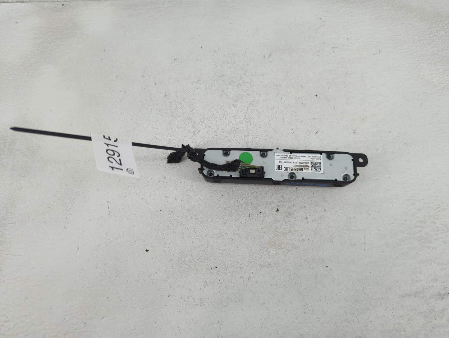 2017-2018 Chevrolet Silverado 2500 Radio Control Panel - Oemusedautoparts1.com