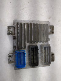 2018 Chevrolet Silverado 2500 PCM Engine Control Computer ECU ECM PCU OEM P/N:12687342 Fits Fits 2017 2019 2020 2021 OEM Use