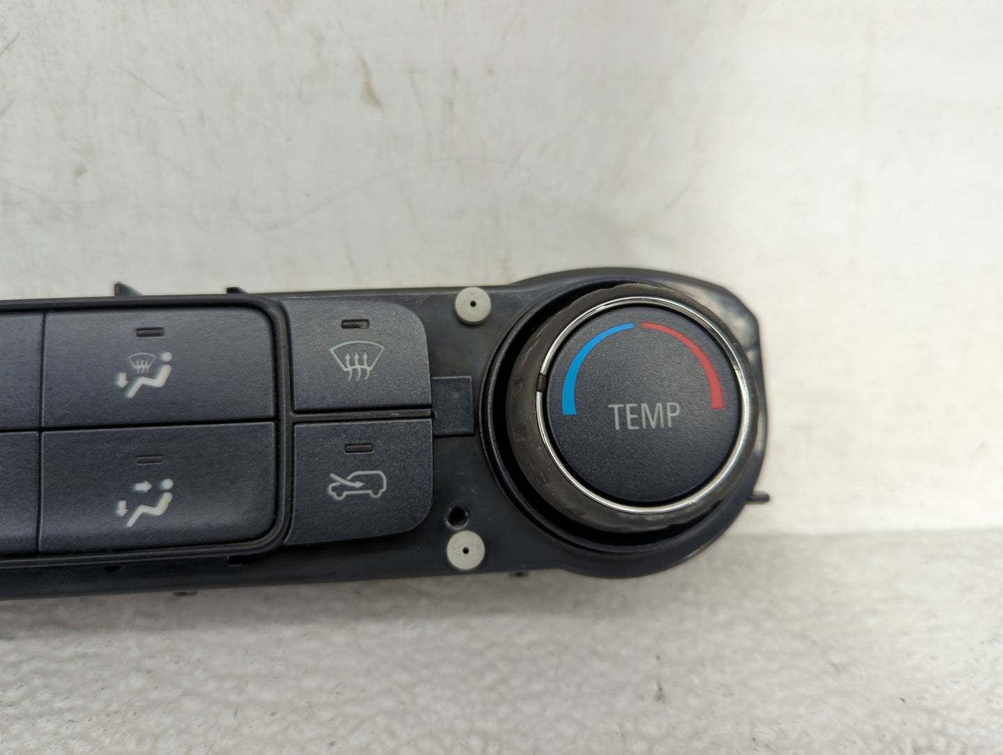 2015-2018 Chevrolet Silverado 2500 Climate Control Module Temperature AC/Heater Replacement P/N:84199202 815372982 Fits OEM 