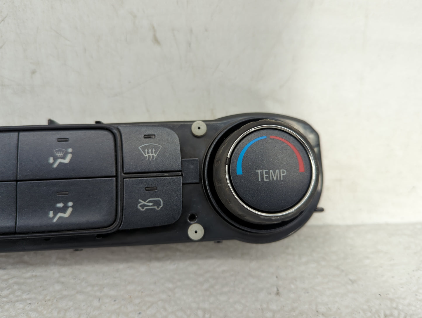 2015-2018 Chevrolet Silverado 2500 Climate Control Module Temperature AC/Heater Replacement P/N:84199202 815372982 Fits OEM 