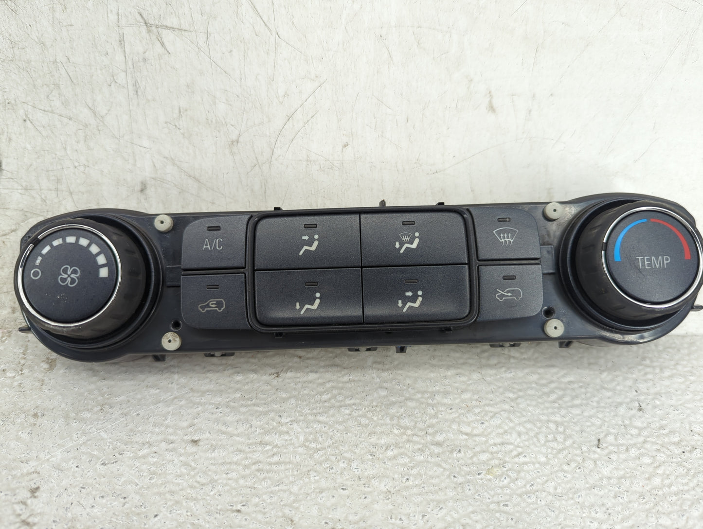 2015-2018 Chevrolet Silverado 2500 Climate Control Module Temperature AC/Heater Replacement P/N:84199202 815372982 Fits OEM 