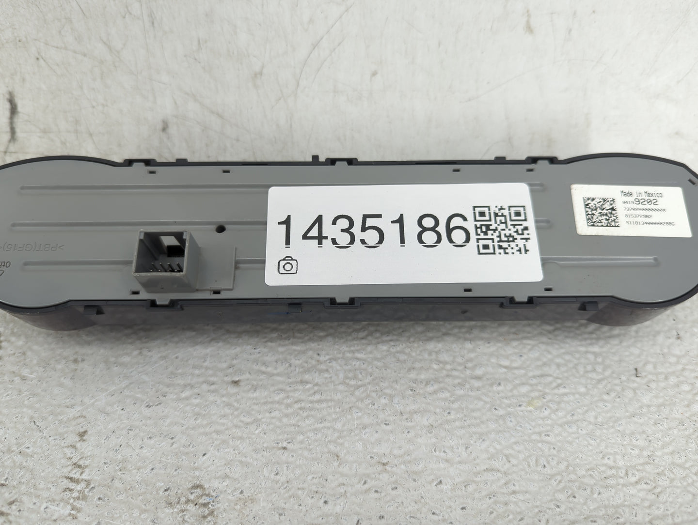 2015-2018 Chevrolet Silverado 2500 Climate Control Module Temperature AC/Heater Replacement P/N:84199202 815372982 Fits OEM 
