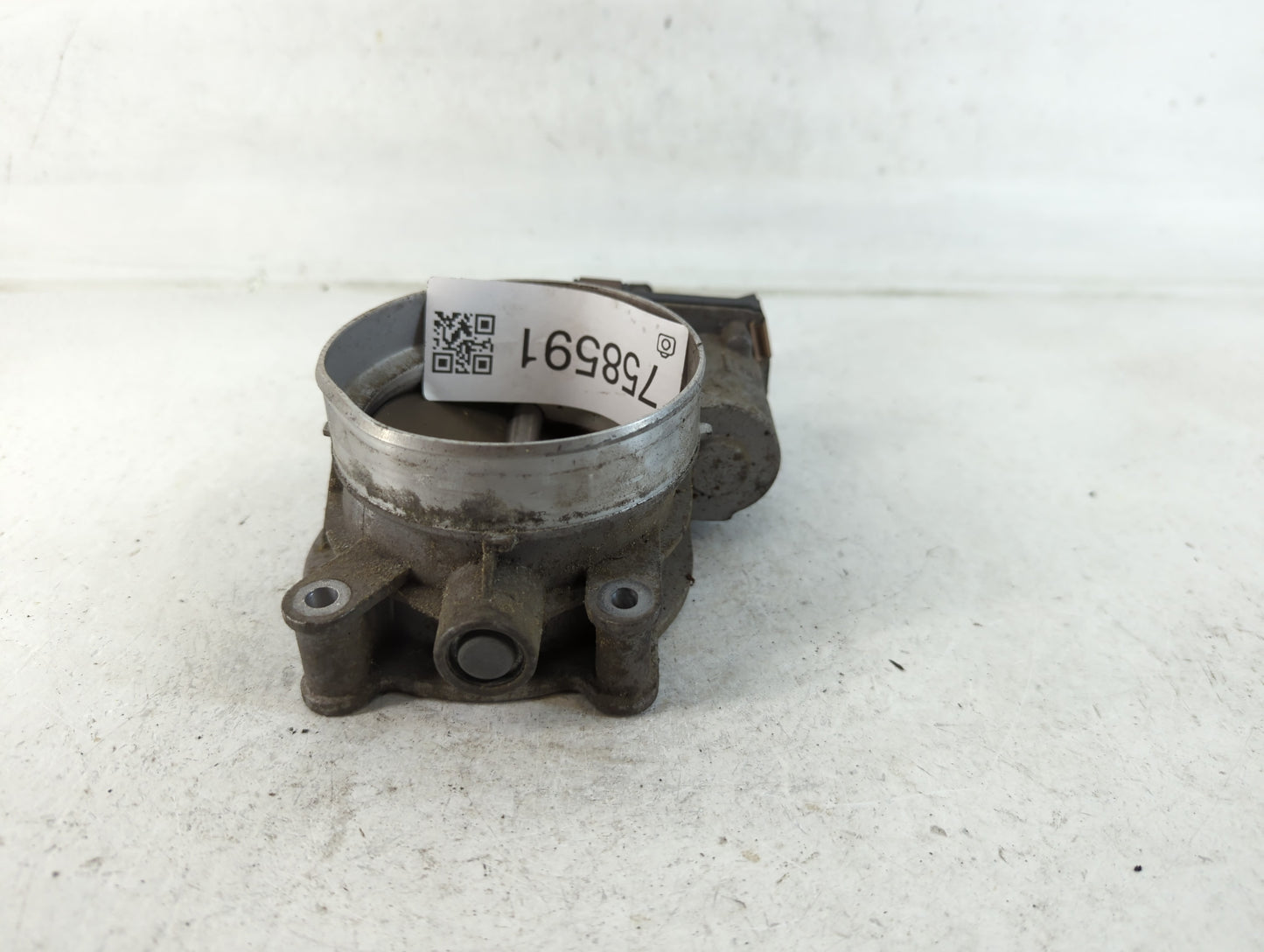 2018 Chevrolet Silverado 2500 Throttle Body P/N:12678223 Fits Fits 2014 2015 2016 2017 2019 2020 2021 2022 OEM Used Auto Par