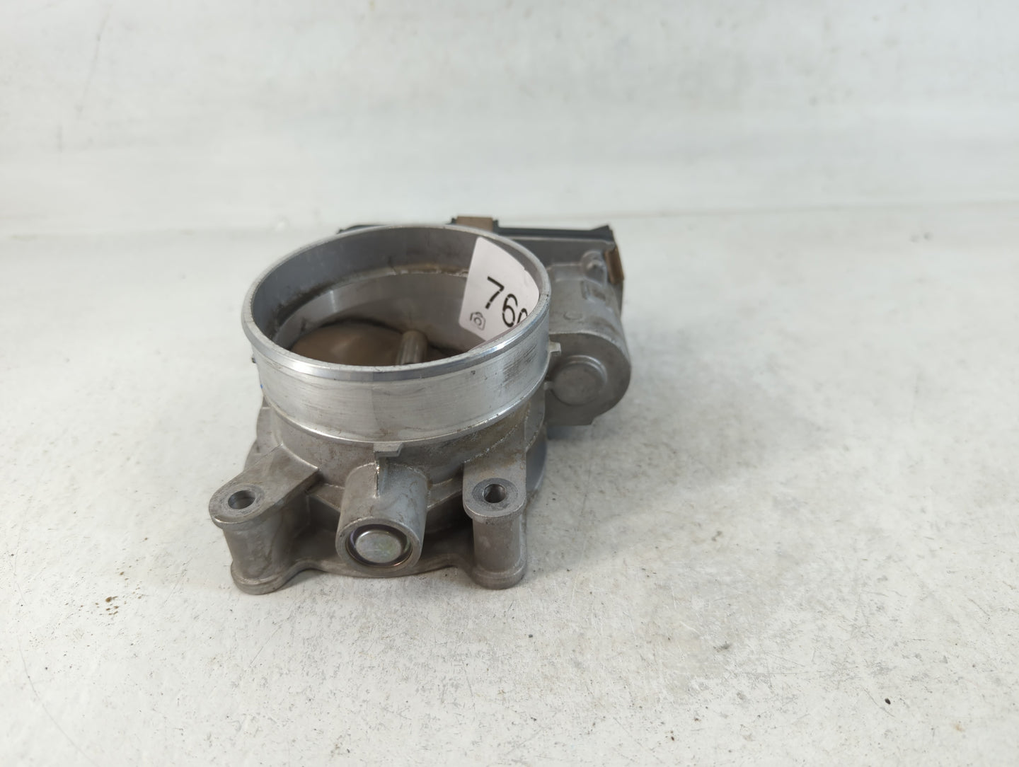 2018 Chevrolet Silverado 2500 Throttle Body P/N:12678224 Fits Fits 2014 2015 2016 2017 2019 2020 2021 2022 OEM Used Auto Par