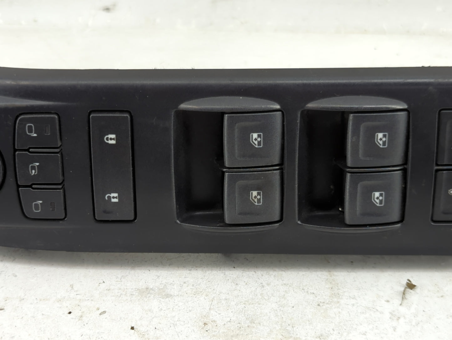 2015-2018 Chevrolet Silverado 3500 Master Power Window Switch Replacement Driver Side Left P/N:7204D000206 23427098 Fits OEM