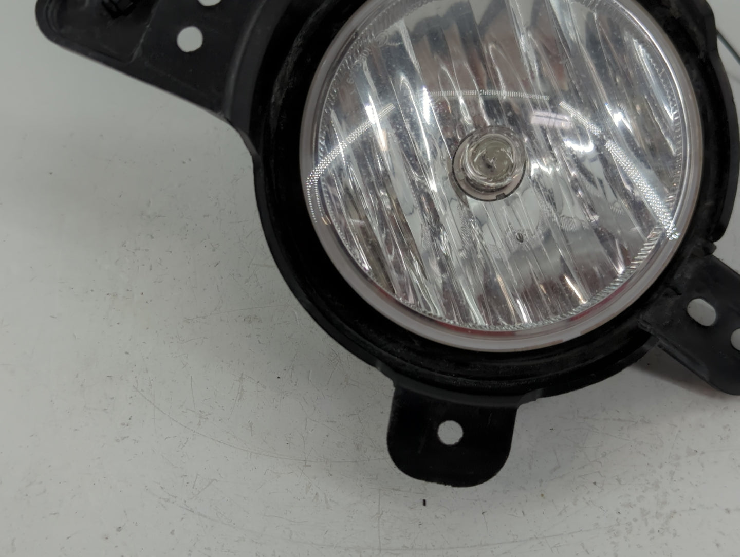 2017-2020 Chevrolet Sonic Passenger Right Oem Front Light Lamp - Oemusedautoparts1.com