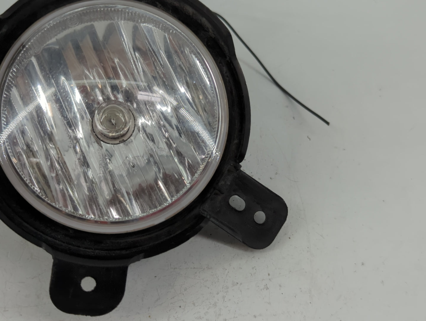 2017-2020 Chevrolet Sonic Passenger Right Oem Front Light Lamp - Oemusedautoparts1.com