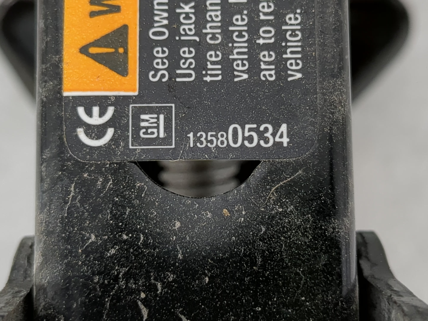 2018 Chevrolet Sonic Spare Scissor Car Jack - Oemusedautoparts1.com