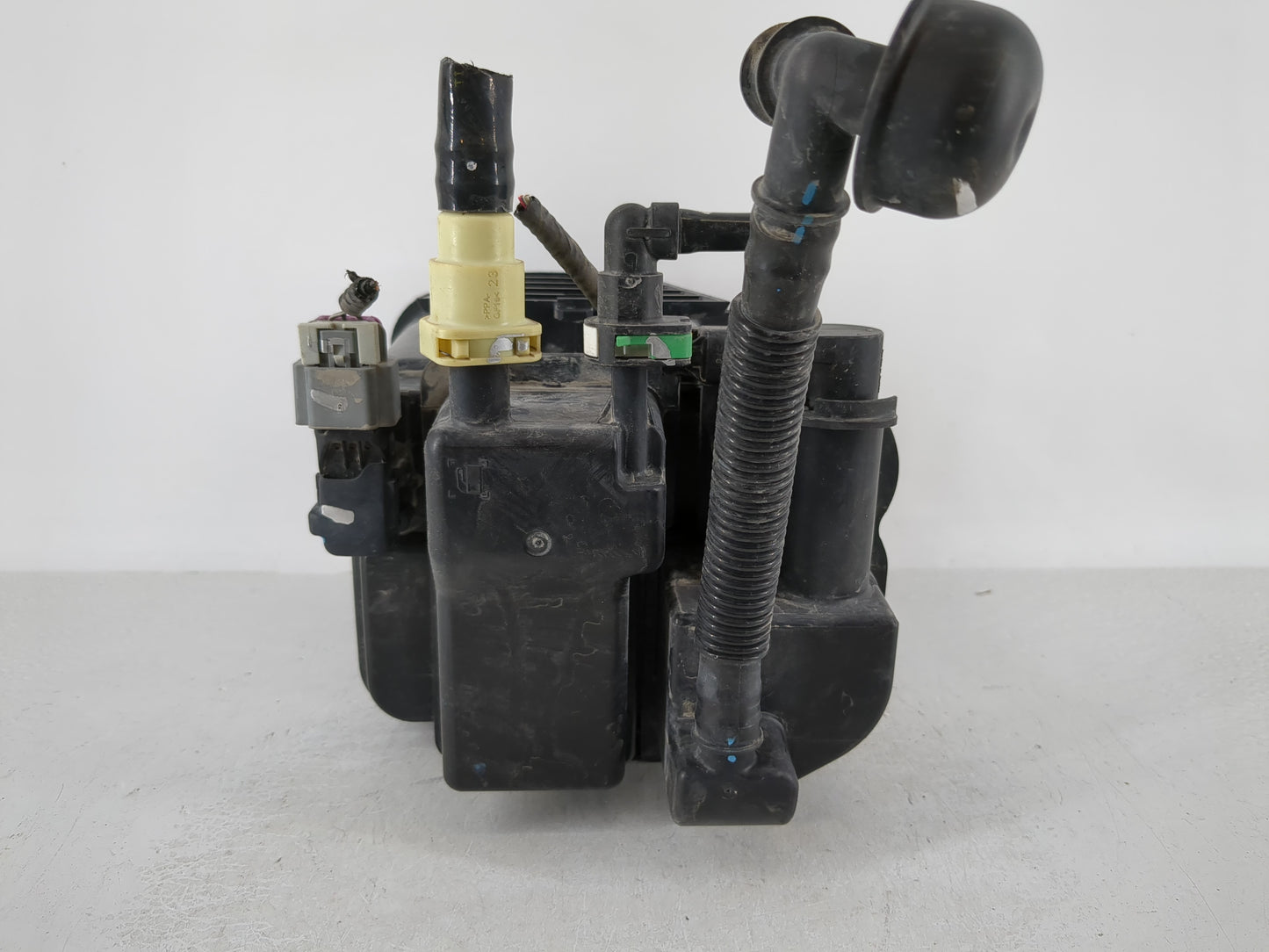 2018 Chevrolet Sonic Fuel Vapor Charcoal Canister 1120658 - Oemusedautoparts1.com
