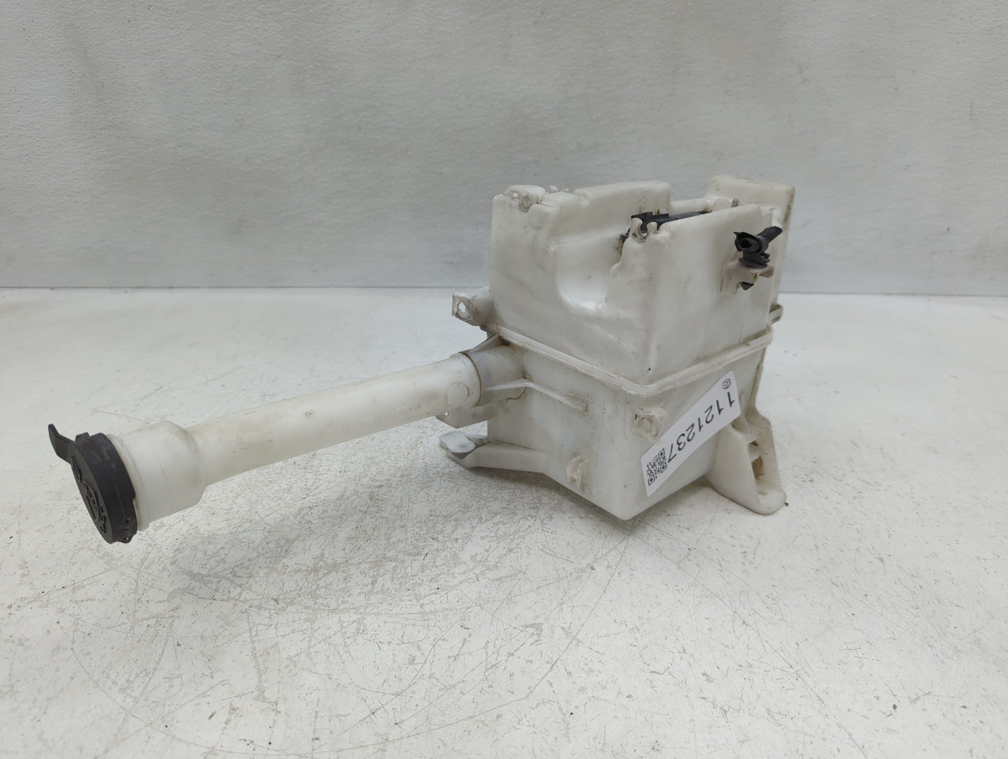 2012-2019 Chevrolet Sonic Windshield Washer Fluid Reservoir Bottle Oem - Oemusedautoparts1.com