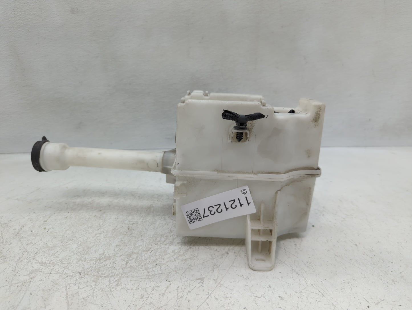 2012-2019 Chevrolet Sonic Windshield Washer Fluid Reservoir Bottle Oem - Oemusedautoparts1.com