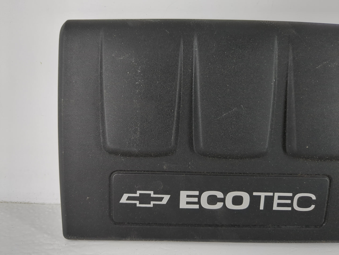 2018 Chevrolet Sonic Engine Cover - Oemusedautoparts1.com
