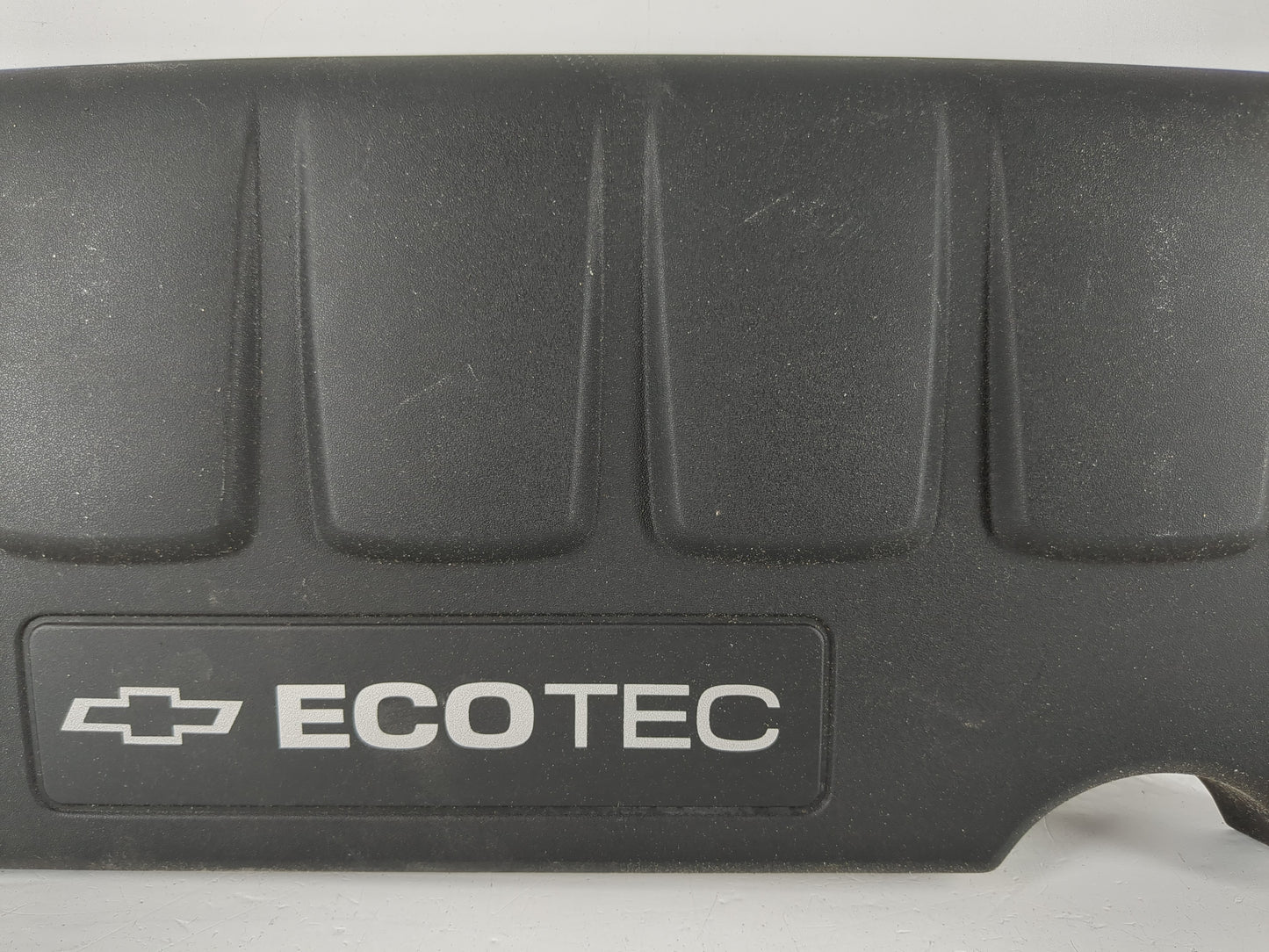 2018 Chevrolet Sonic Engine Cover - Oemusedautoparts1.com