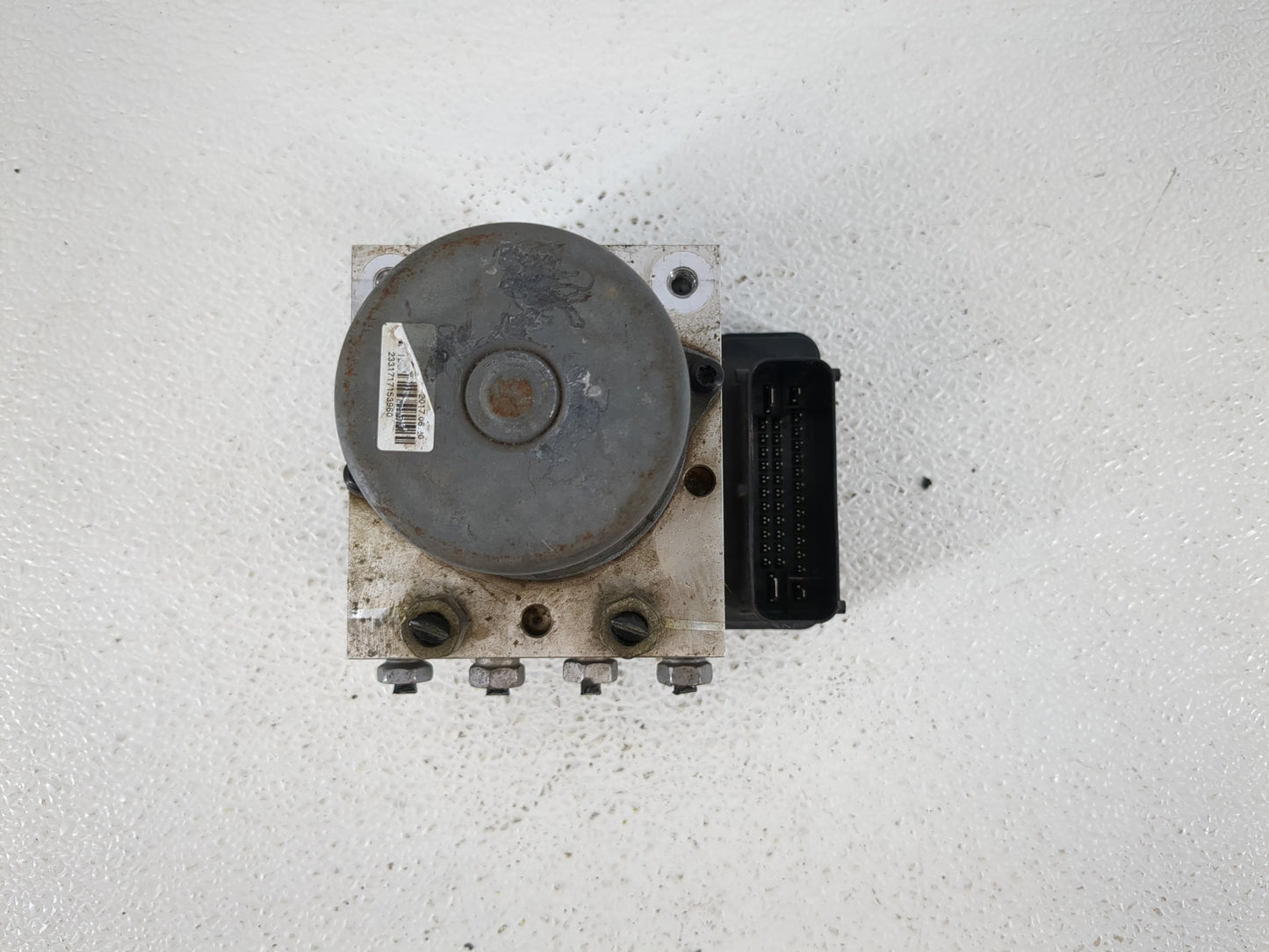 2017-2019 Chevrolet Sonic ABS Pump Control Module Replacement P/N:42573471 Fits Fits 2017 2018 2019 OEM Used Auto Parts - Oe