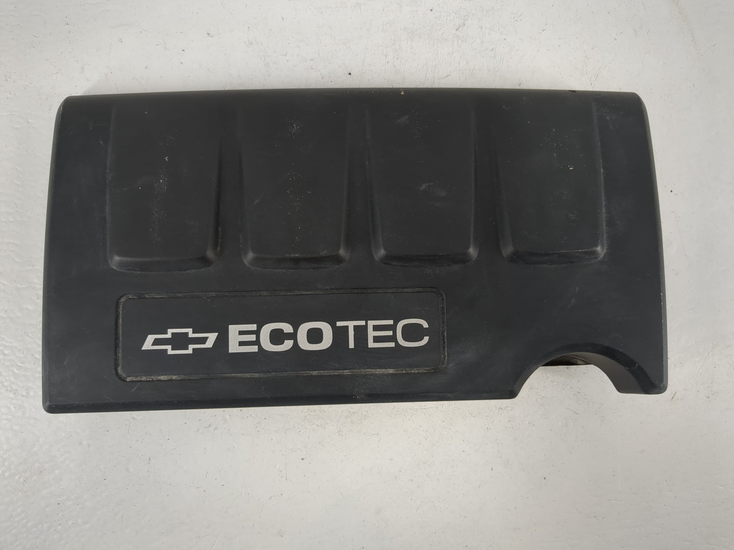 2018 Chevrolet Sonic Engine Cover - Oemusedautoparts1.com
