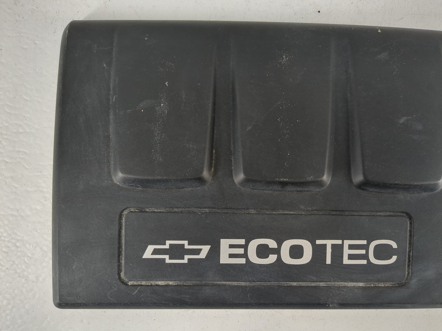 2018 Chevrolet Sonic Engine Cover - Oemusedautoparts1.com