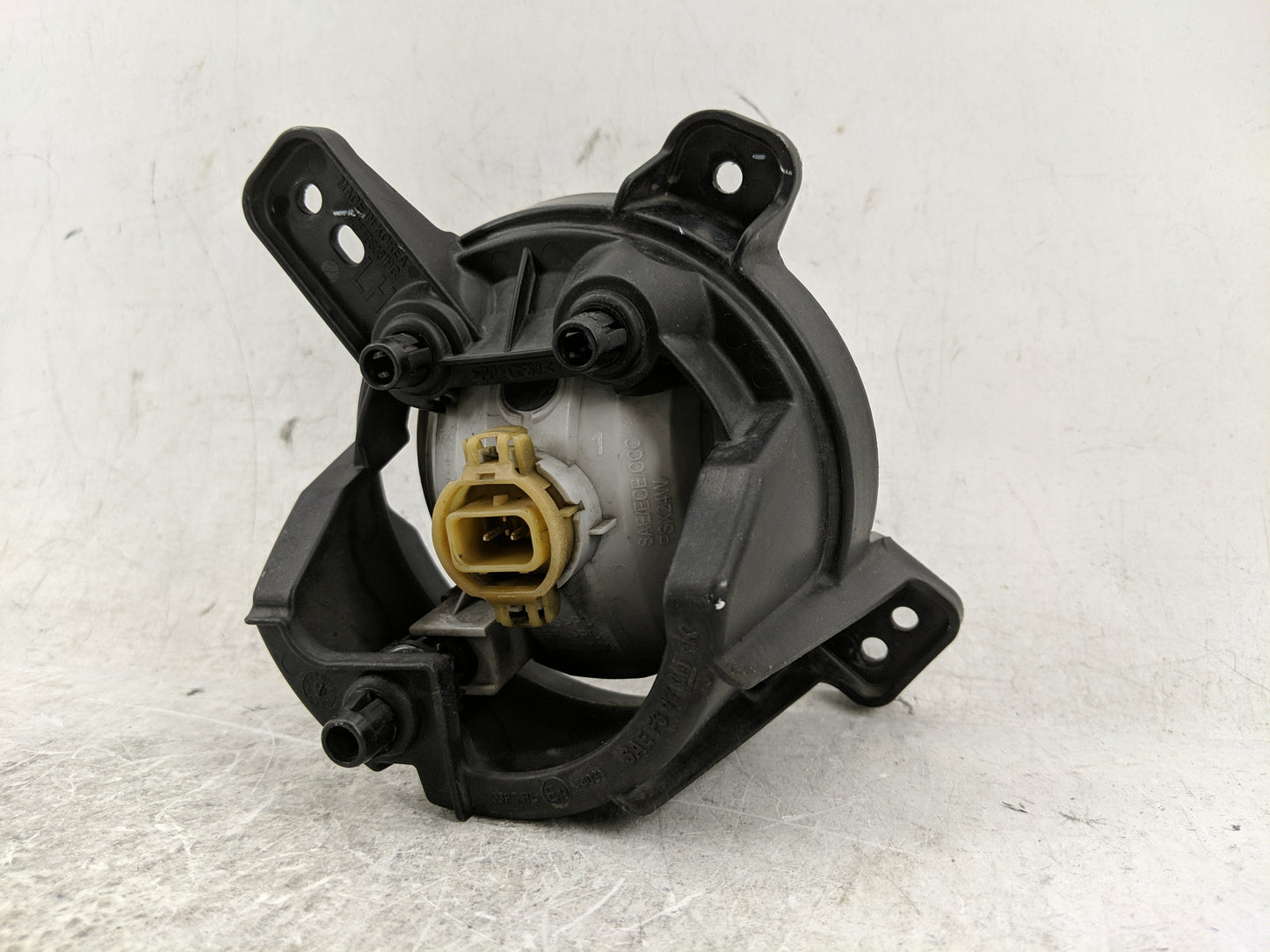 2017-2020 Chevrolet Sonic Driver Left Oem Front Light Lamp - Oemusedautoparts1.com