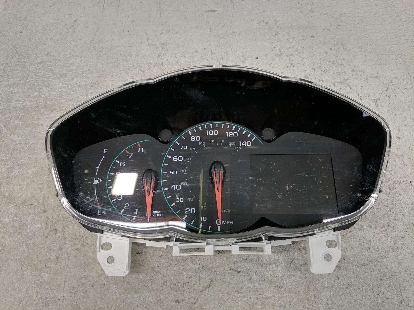 2017-2019 Chevrolet Sonic Instrument Cluster Speedometer Gauges P/N:42574339 Fits Fits 2017 2018 2019 OEM Used Auto Parts - 