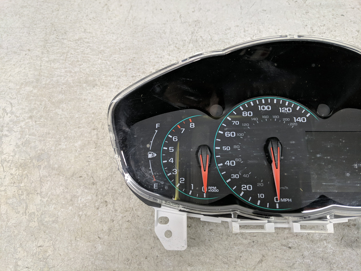 2017-2019 Chevrolet Sonic Instrument Cluster Speedometer Gauges P/N:42574339 Fits Fits 2017 2018 2019 OEM Used Auto Parts - 