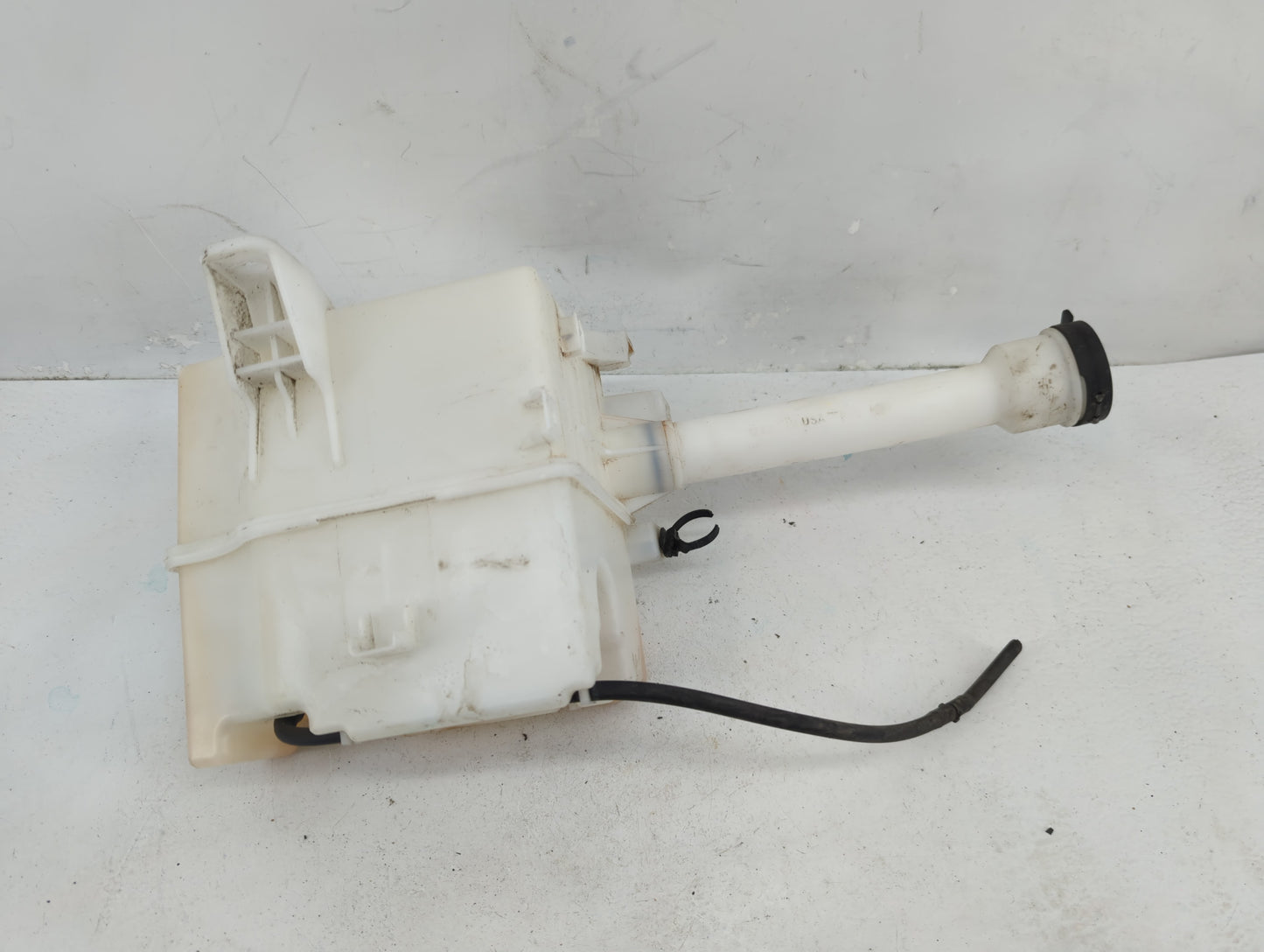 2012-2019 Chevrolet Sonic Windshield Washer Fluid Reservoir Bottle Oem - Oemusedautoparts1.com