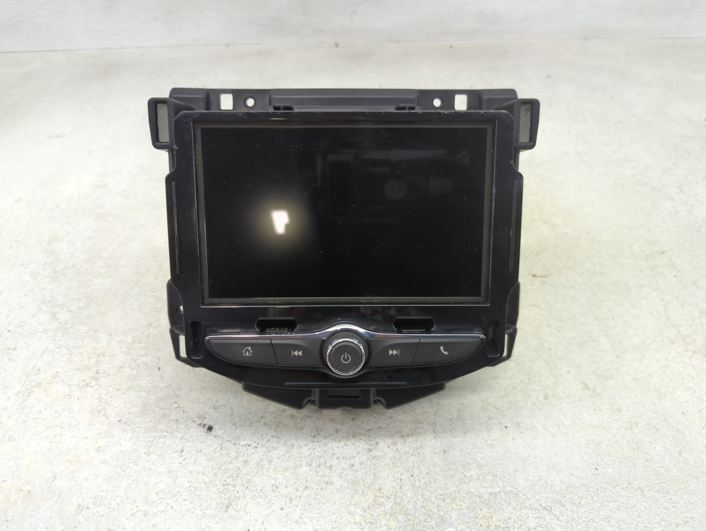 2018 Chevrolet Sonic Radio AM FM Cd Player Receiver Replacement P/N:84388577 Fits OEM Used Auto Parts - Oemusedautoparts1.co