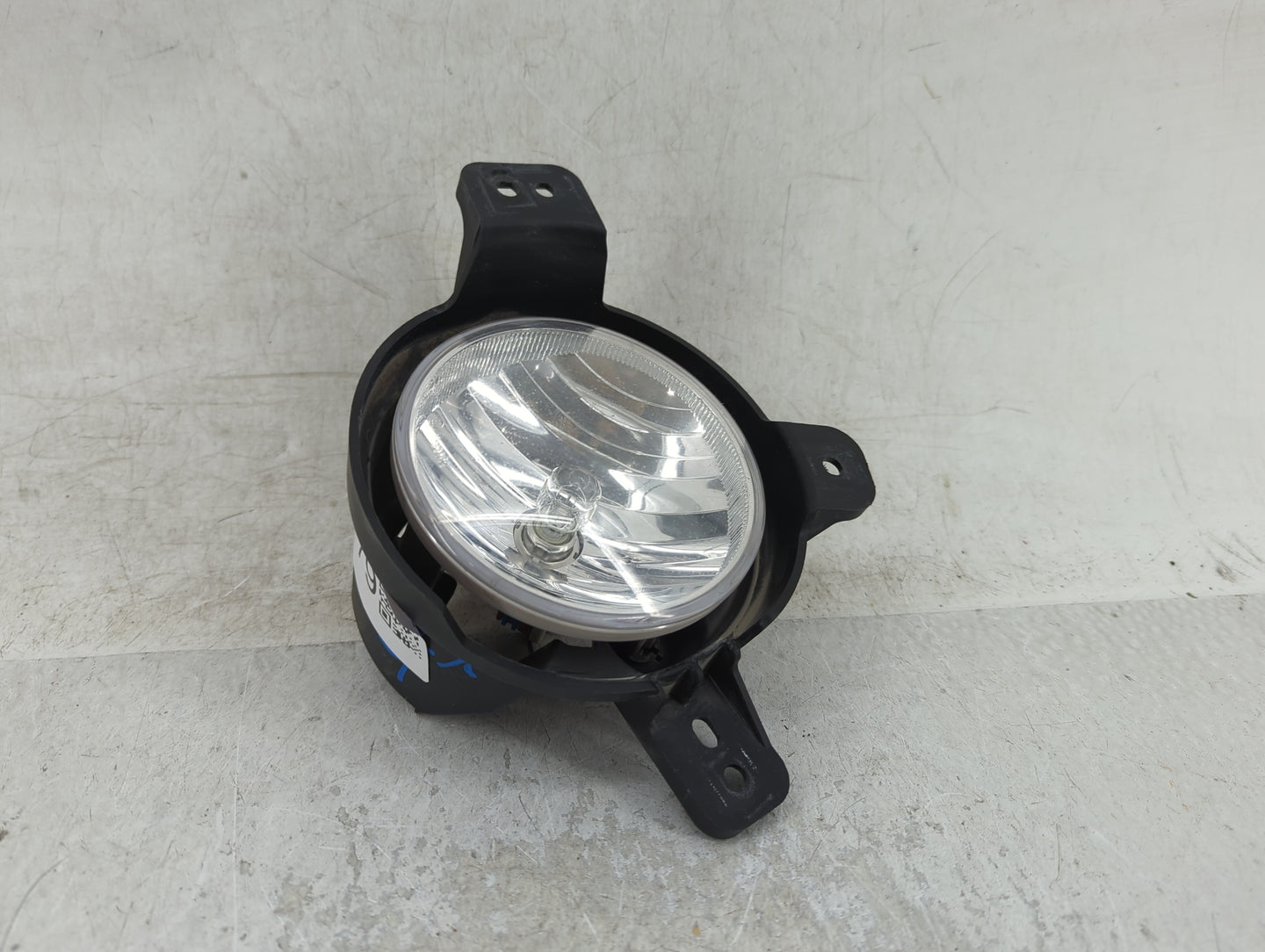 2017-2020 Chevrolet Sonic Passenger Right Oem Front Light Lamp - Oemusedautoparts1.com