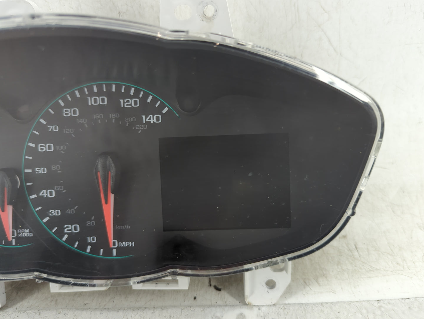 2017-2019 Chevrolet Sonic Instrument Cluster Speedometer Gauges P/N:42574340 Fits Fits 2017 2018 2019 OEM Used Auto Parts - 