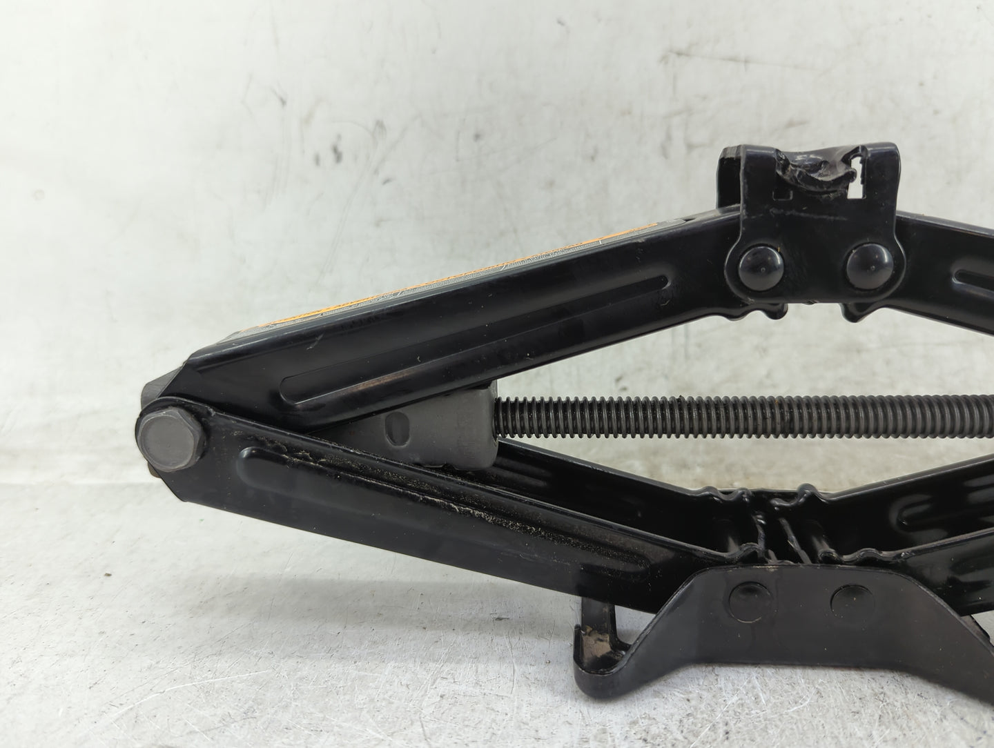 2018 Chevrolet Sonic Spare Scissor Car Jack - Oemusedautoparts1.com