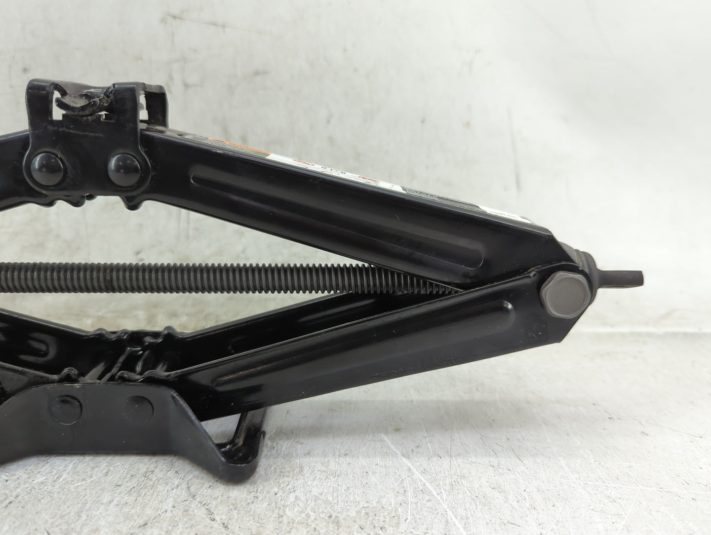 2018 Chevrolet Sonic Spare Scissor Car Jack - Oemusedautoparts1.com