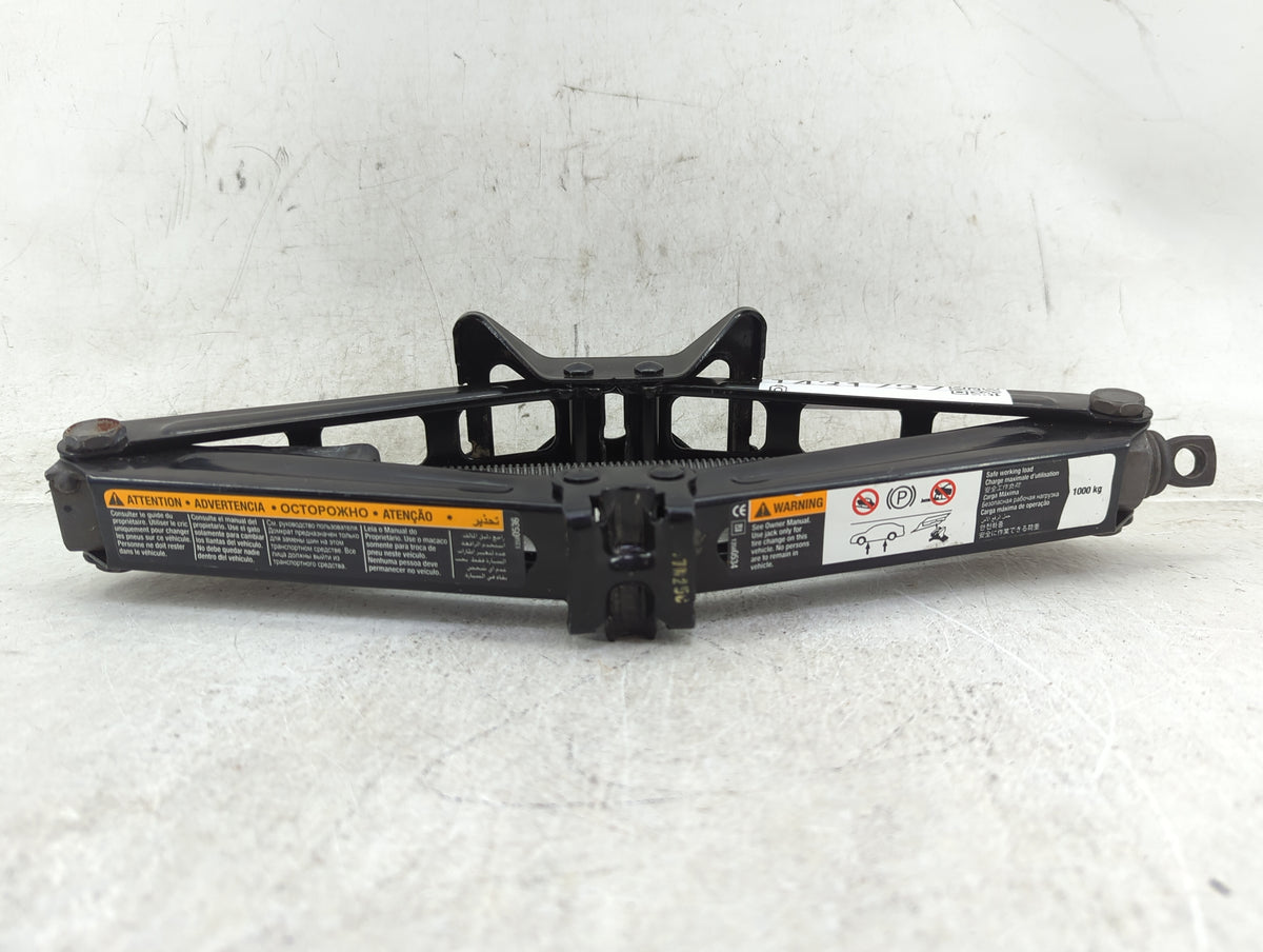 2018 Chevrolet Sonic Spare Scissor Car Jack 1431737 - Oemusedautoparts1.com