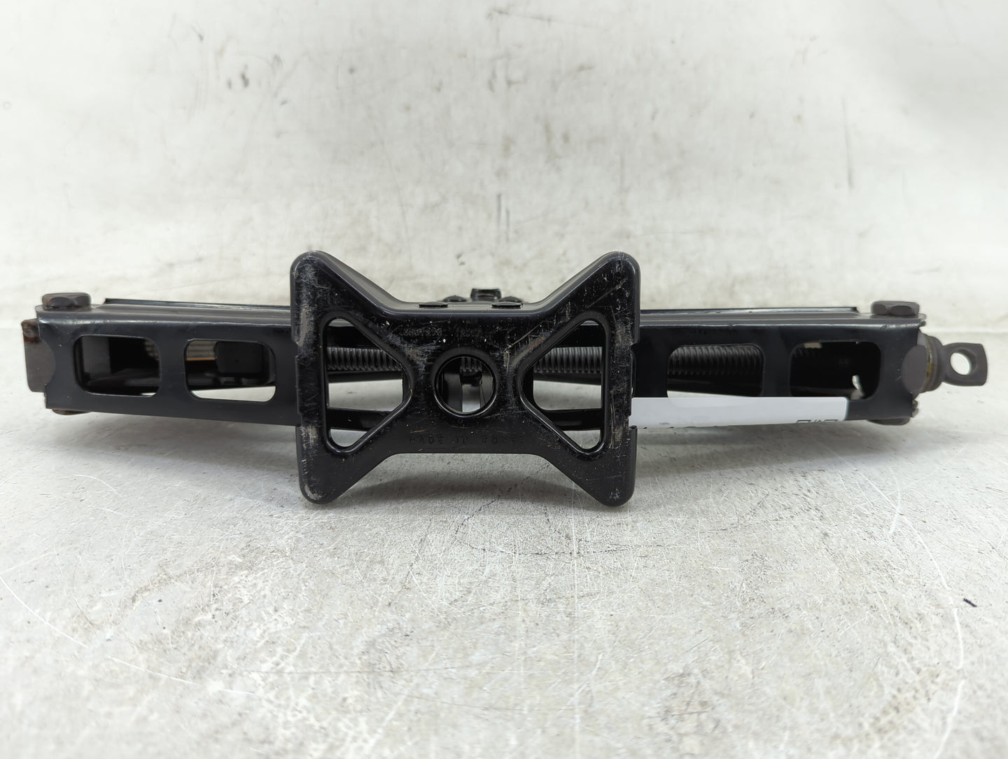 2018 Chevrolet Sonic Spare Scissor Car Jack - Oemusedautoparts1.com