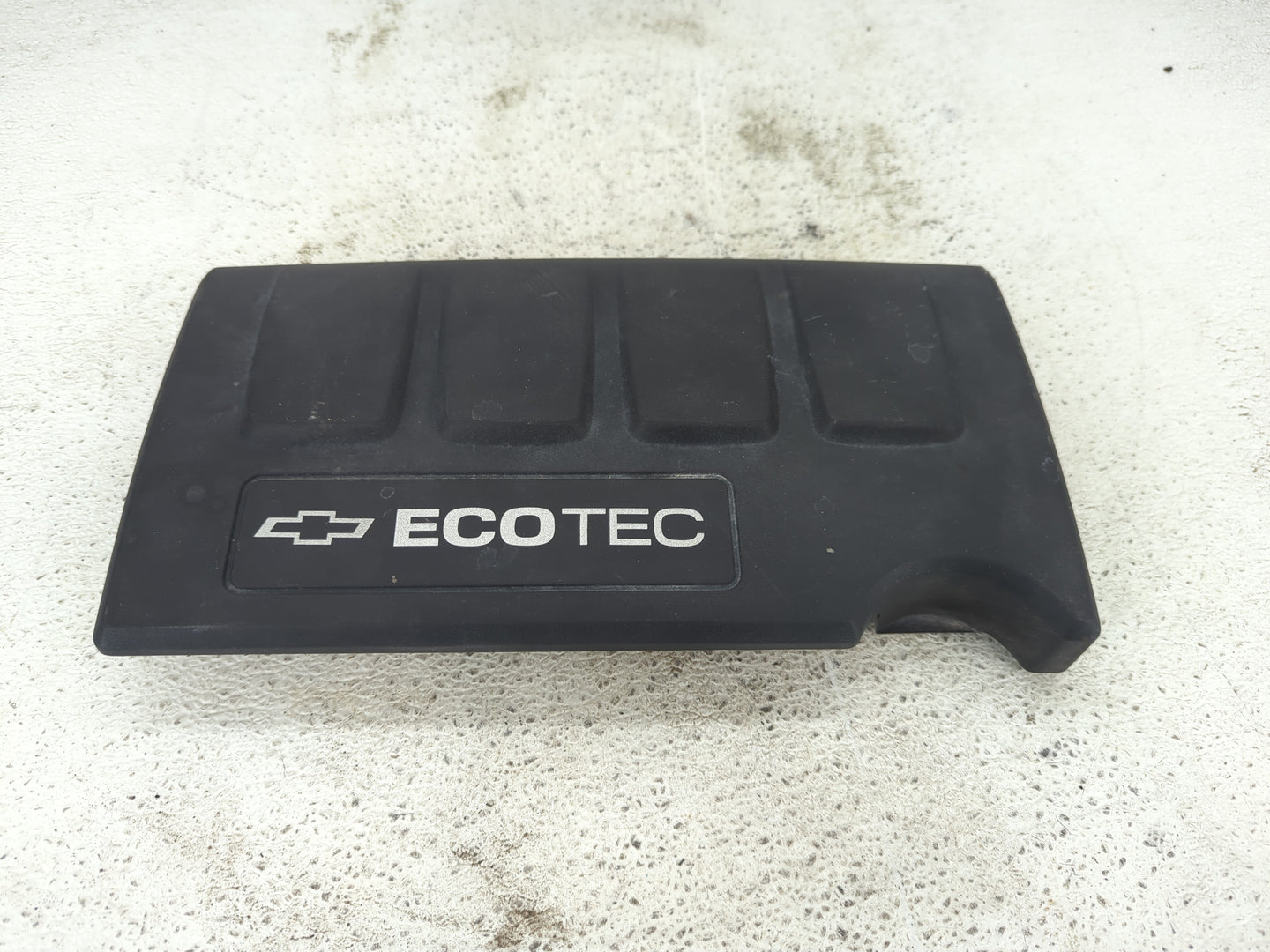 2018 Chevrolet Sonic Engine Cover 1432220 - Oemusedautoparts1.com
