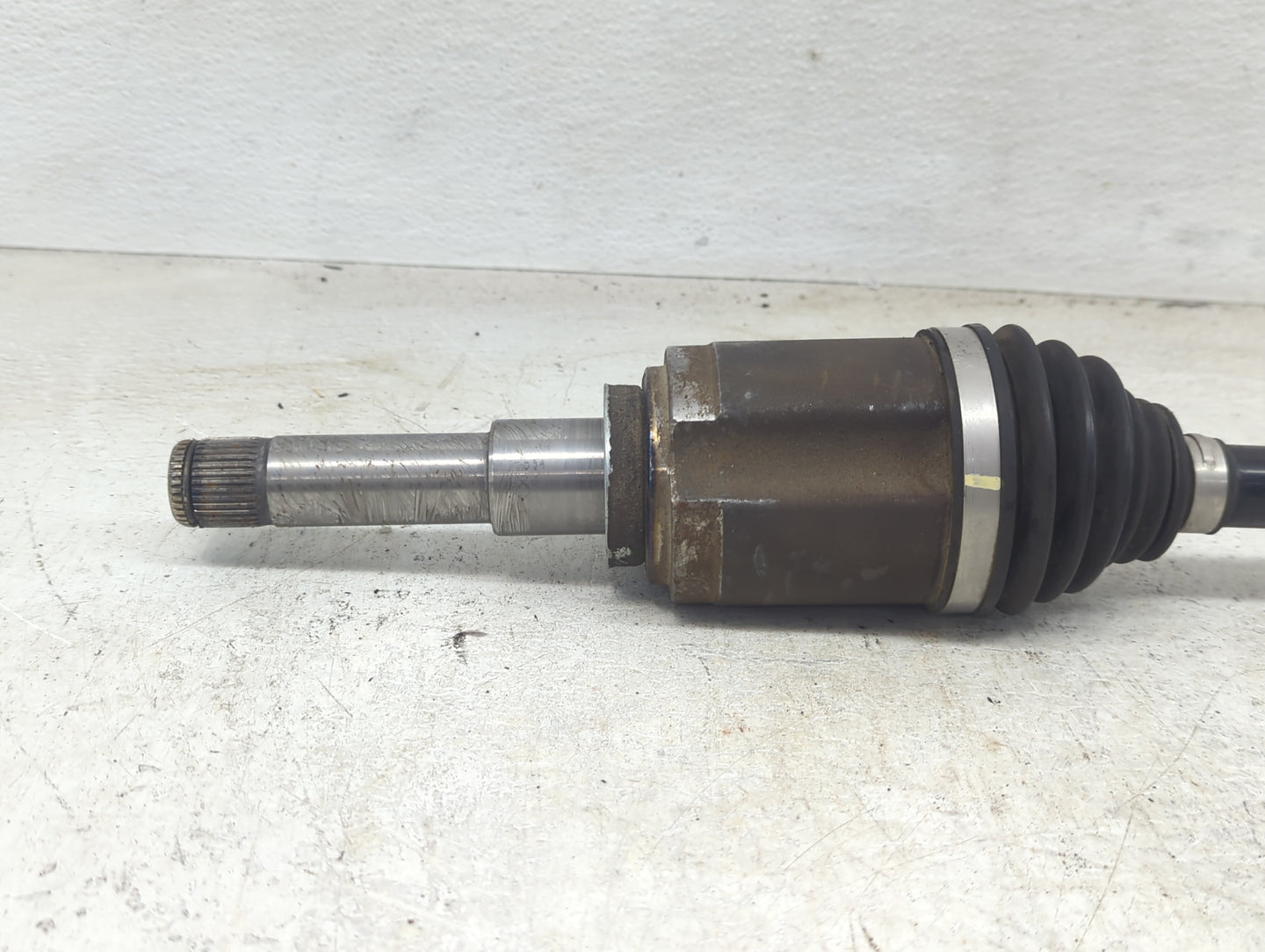 2013-2019 Chevrolet Sonic Axle Shaft Front Driver Cv C/v - Oemusedautoparts1.com