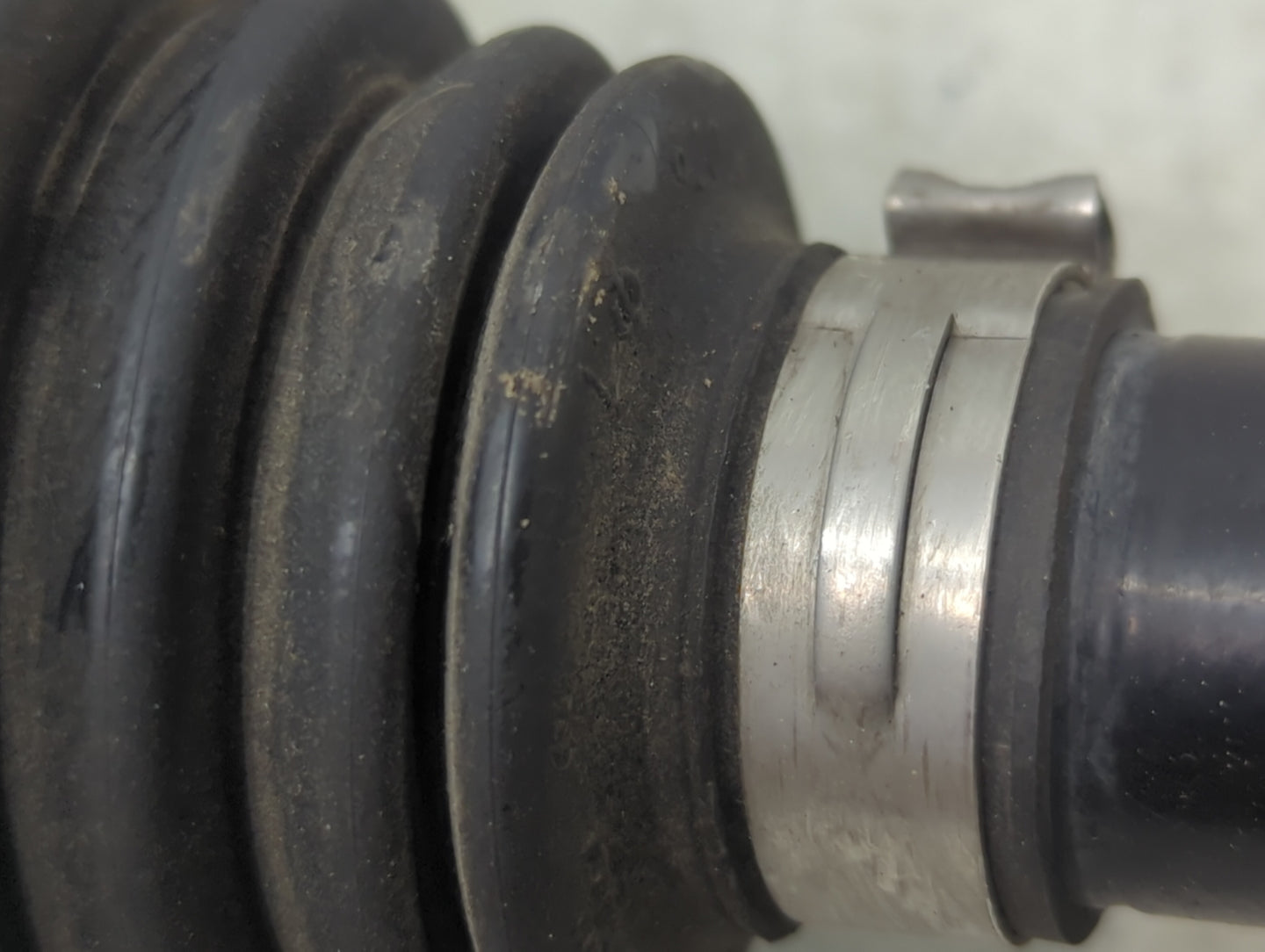 2013-2019 Chevrolet Sonic Axle Shaft Front Driver Cv C/v - Oemusedautoparts1.com