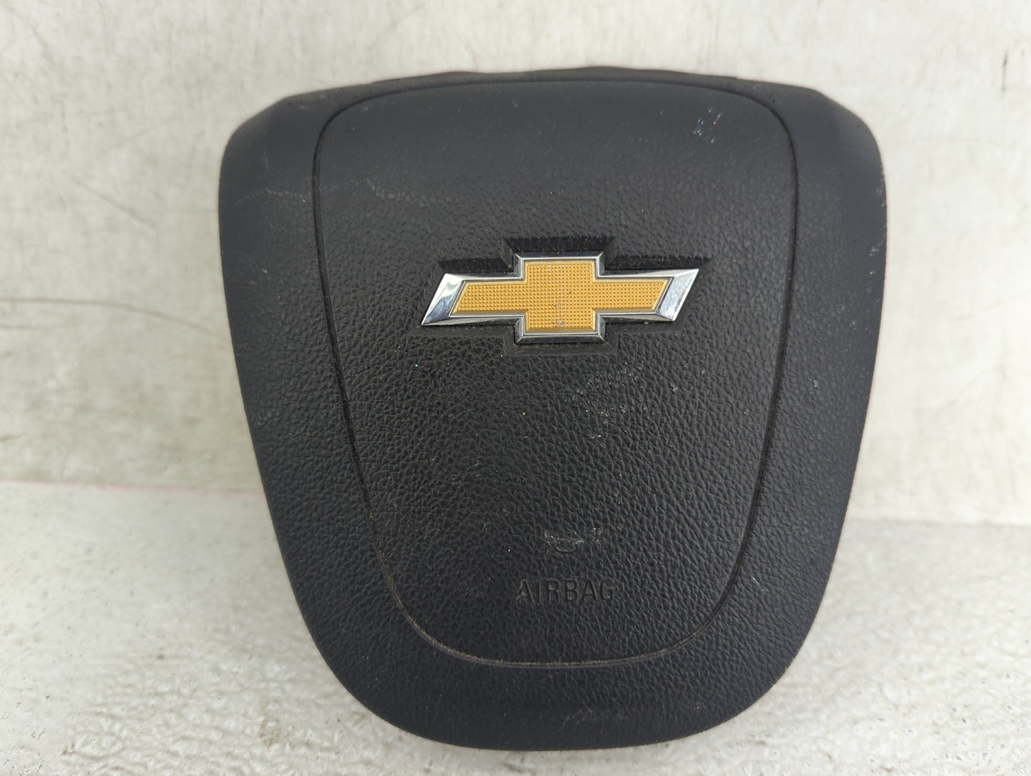 2014-2019 Chevrolet Sonic Air Bag Driver Left Steering Wheel Mounted P/N:95249765 4710000000000X Fits OEM Used Auto Parts - 