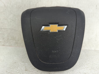 compare product 2014-2019 Chevrolet Sonic Air Bag Driver Left Steering Wheel Mounted P/N:95249765 4710000000000X Fits OEM Used Auto Parts