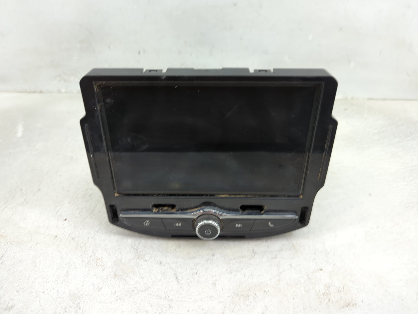 2018 Chevrolet Sonic Information Display Screen - Oemusedautoparts1.com