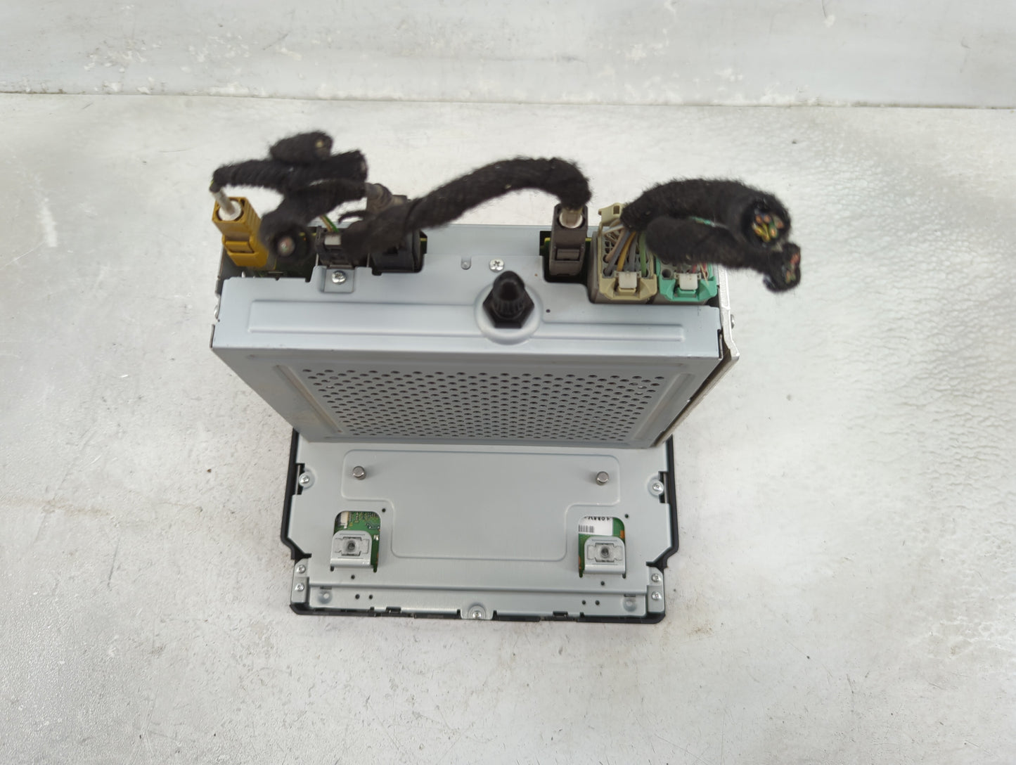 2018 Chevrolet Sonic Information Display Screen - Oemusedautoparts1.com
