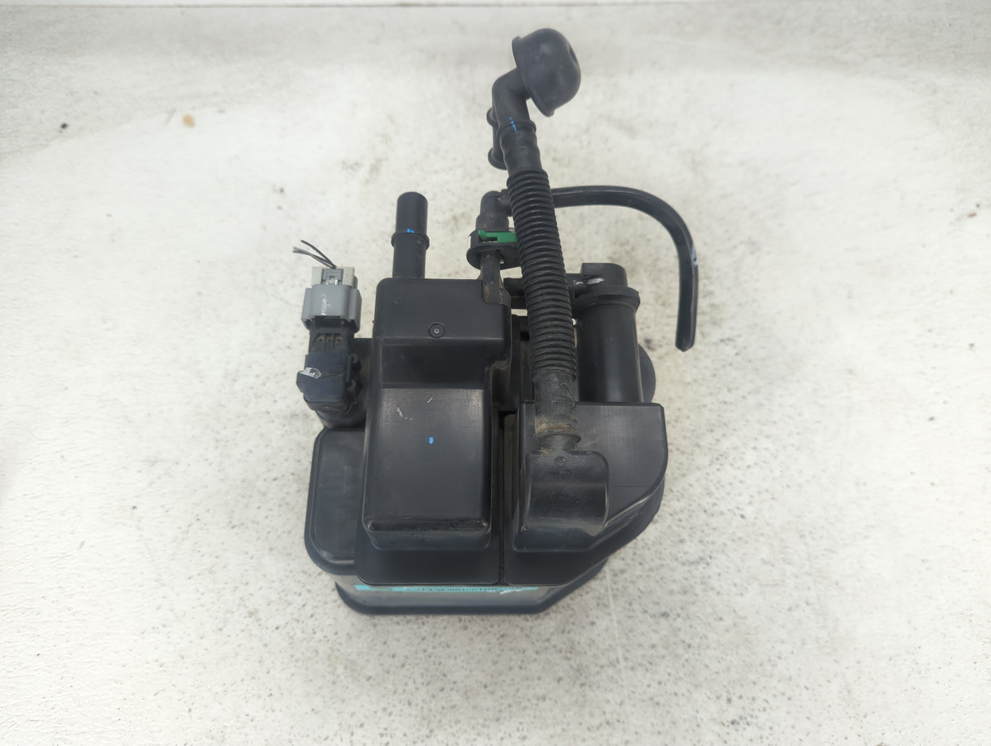 2018 Chevrolet Sonic Fuel Vapor Charcoal Canister - Oemusedautoparts1.com