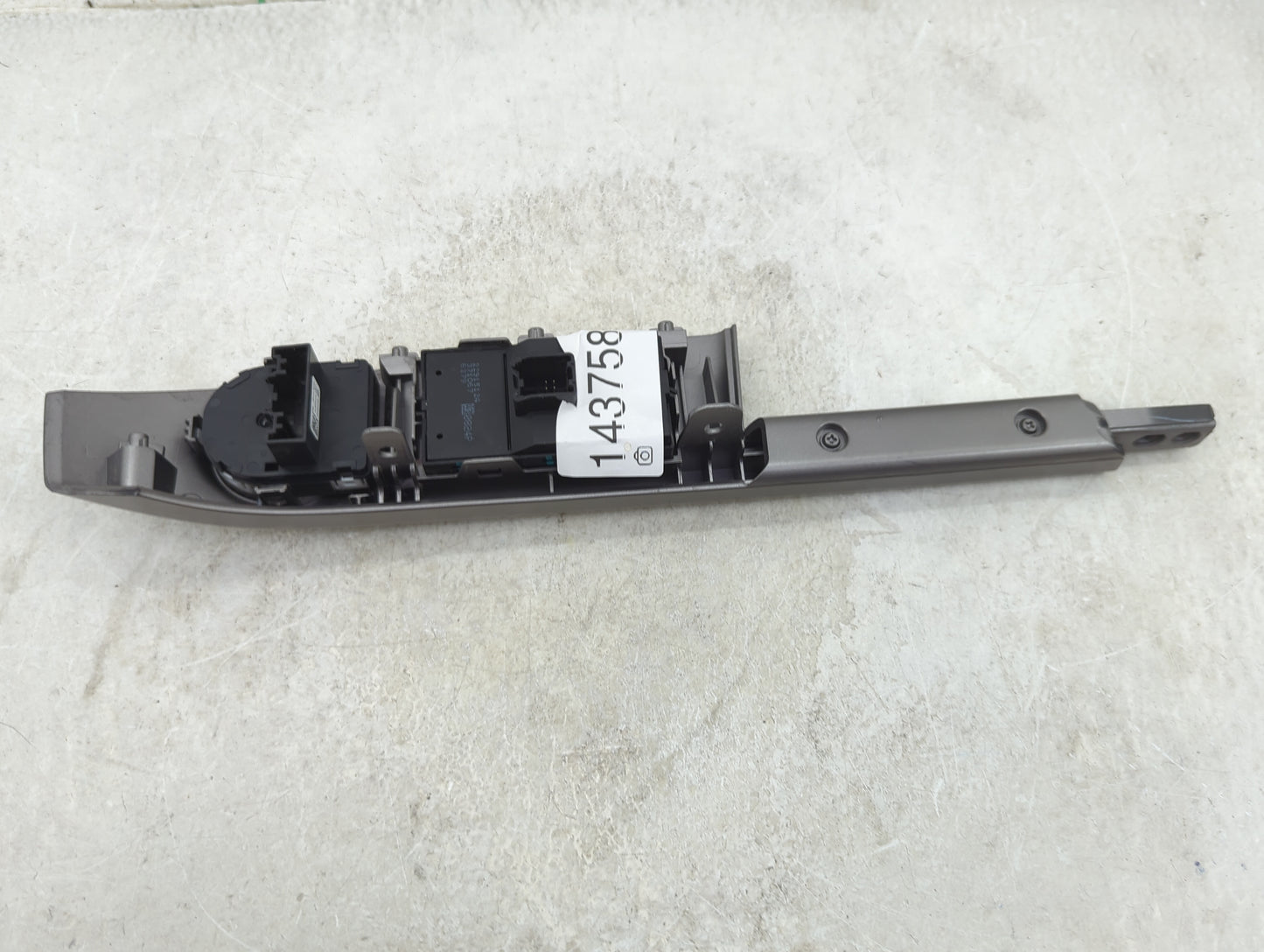 2017-2019 Chevrolet Sonic Master Power Window Switch Replacement Driver Side Left P/N:22915124 Fits OEM Used Auto Parts - Oe