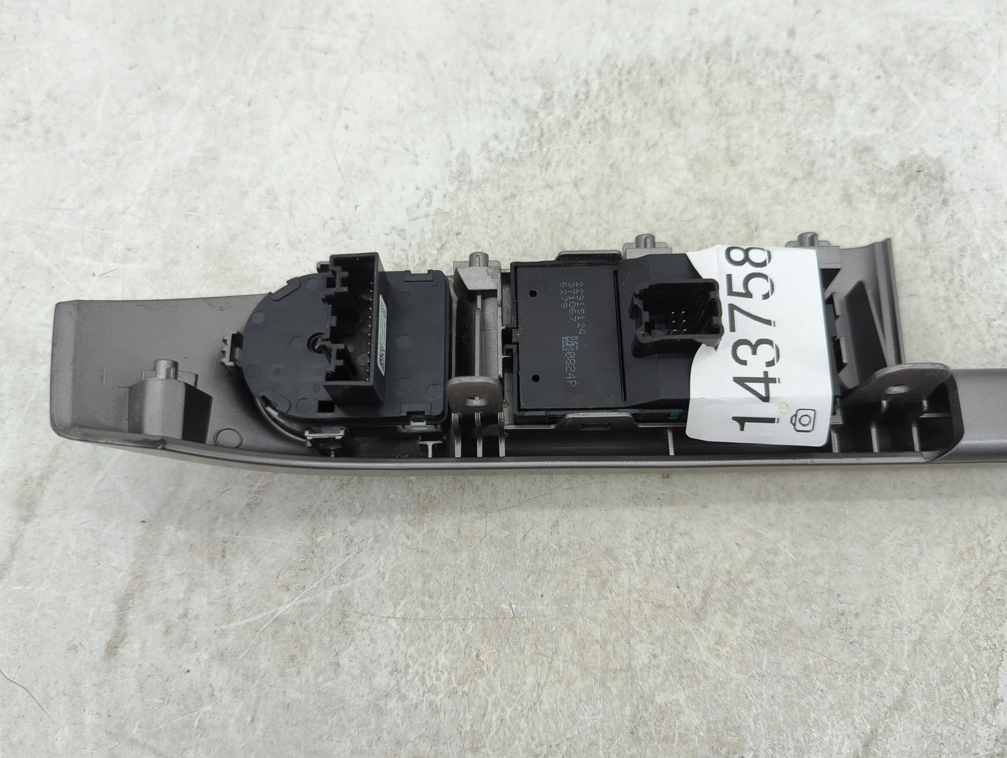 2017-2019 Chevrolet Sonic Master Power Window Switch Replacement Driver Side Left P/N:22915124 Fits OEM Used Auto Parts - Oe